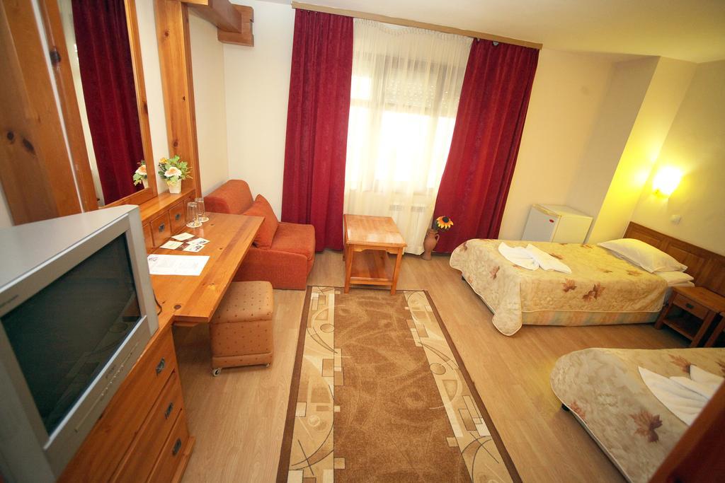 Family Hotel Bansko Szófia Szoba fotó